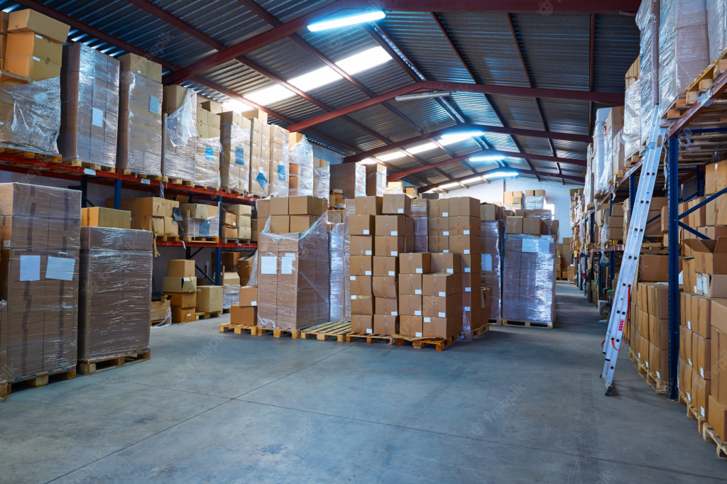 warehouse-stograge-with-stacked-boxes-in-rows_79295-10773.jpg